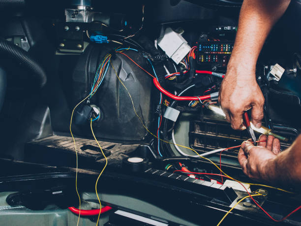 AUR30320 (CIII AET) Term 1 | AURETK002 - Use and maintain electrical test equipment in an automotive workplace